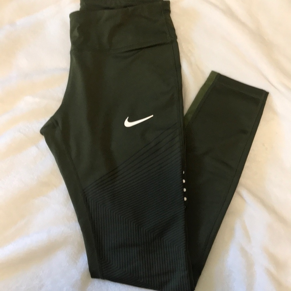 Nike workout leggings